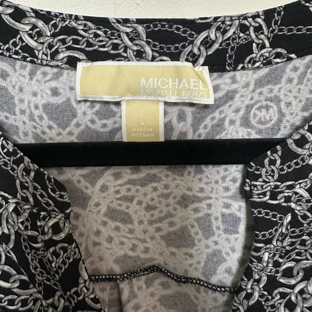 Michael Kors Chain Patterned Top in Black and White - Picture 3 of 8